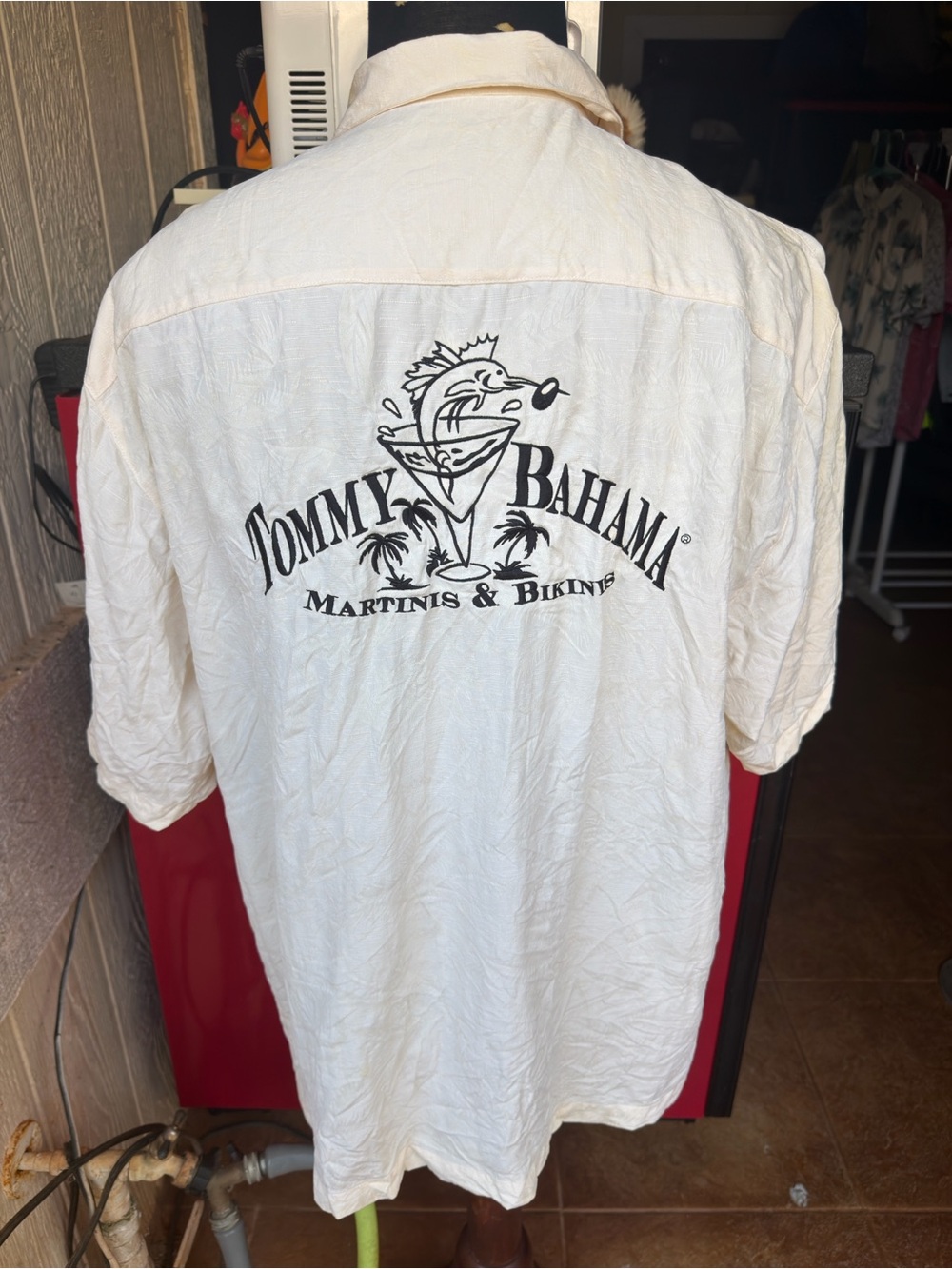 PreOwned Tommy Bahama Beige Full Button 100% Silk Men's Large